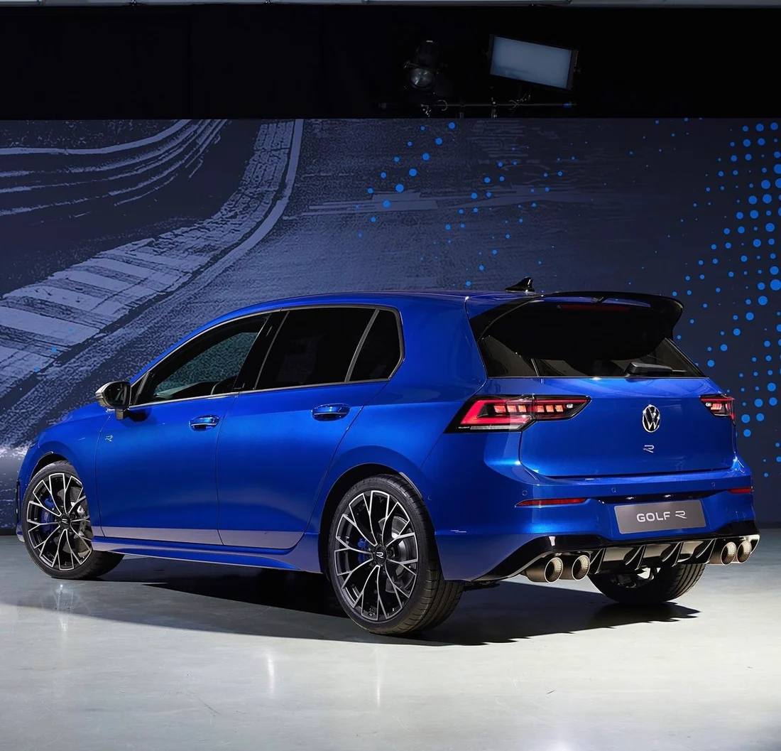 VW Golf 8 R Facelift BlackEdition