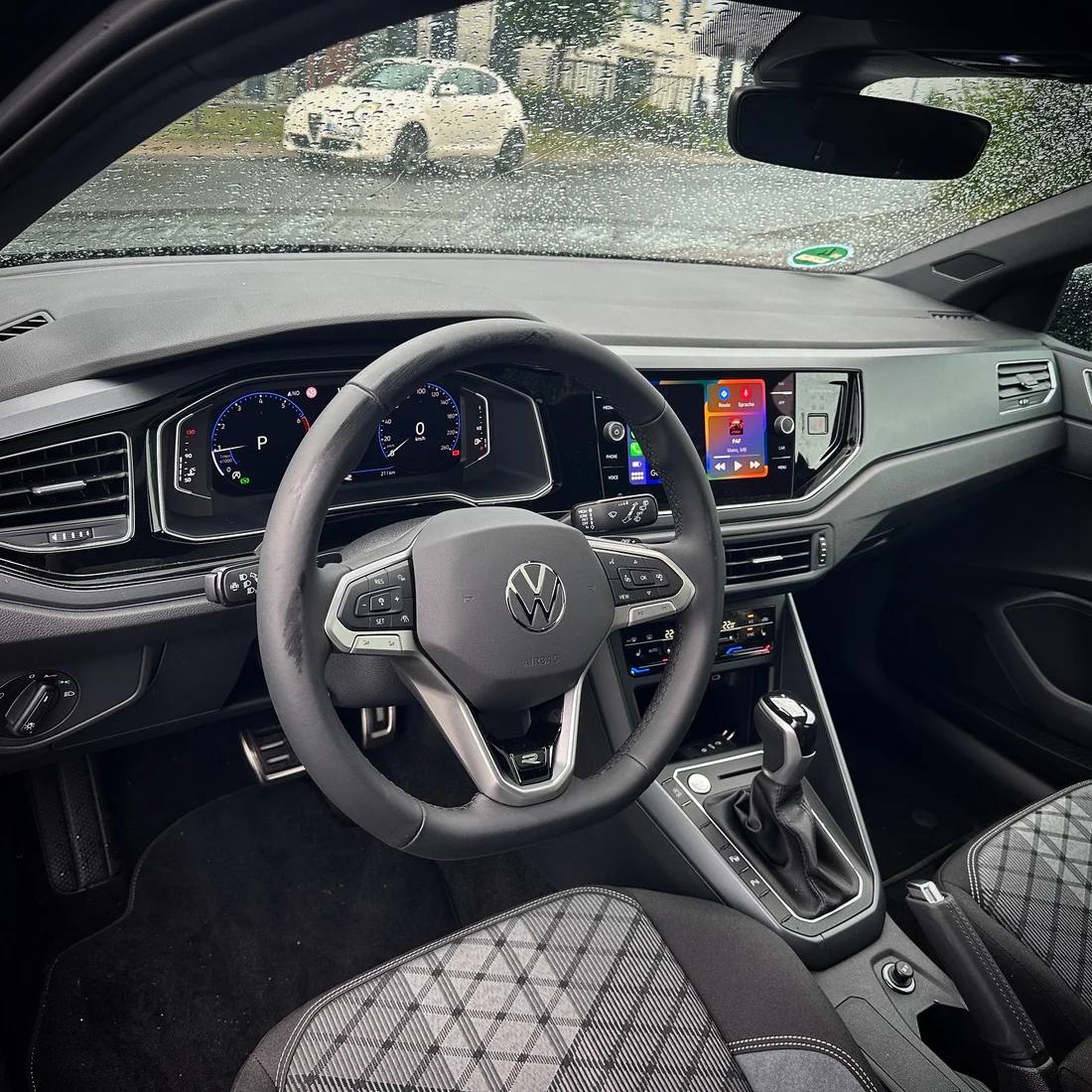 VW Polo 1.0 TSI DSG R-Line